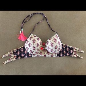 Victoria Secret bikini top!